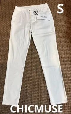 【新品未使用】CHICMUSE Whiteパンツ❗️即ご購入大歓迎です❗️