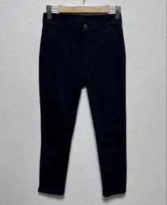 ユニクロ 黒 ウルトラストレッチ クロップドパンツ S 美品