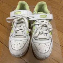 adidas フォーラムロー ホワイト/イエロー スニーカー 24.5㎝
