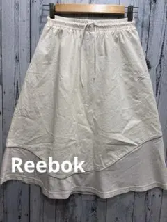 ♠️ Reebok ナイロンスカート　マテリアルミックス ベクター スカートのサムネイル
