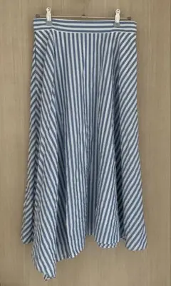 青と白のストライプ フレアロングスカート