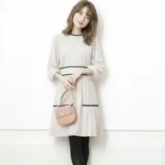 【美品✨️】リランドチュール　プリーツ切り替えワンピース