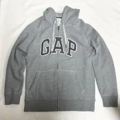 ジップパーカー