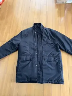 黒いチェック柄裏地のジャケット