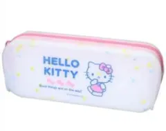 ♡新品未使用☆　昨日購入しました☆　定価1760円　ハローキティ シリコンケース