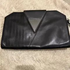 コシノヒロコ　ジオメトリックデザイン 黒 クラッチバッグのサムネイル
