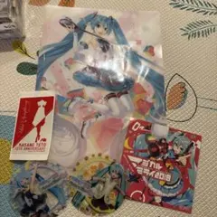 初音ミク 楽天コレクション 16th 鏡音レン グリッター缶バッジ - メルカリ