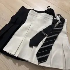 【コスプレ】スカート2色、ネクタイ2本セット