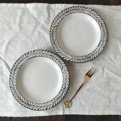 新品　未使用　石川隆Flower rim Plate 貫入 フラワーリムプレート 新品 未使用 石川隆Flower rim Plate 貫入 フラワーリムプレート