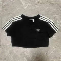 adidas クロップドTシャツ 黒 3本ライン チビT ピチT ジェニ d29