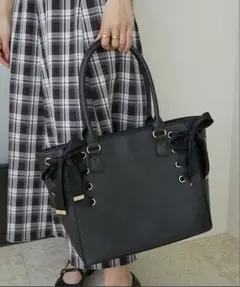 MAJESTIC LEGON サイドレースアップトートバッグのサムネイル