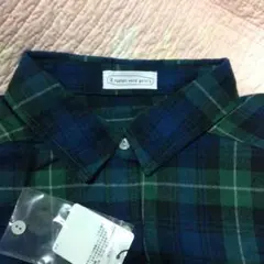 新品 みどりのチェックのブラウスのサムネイル