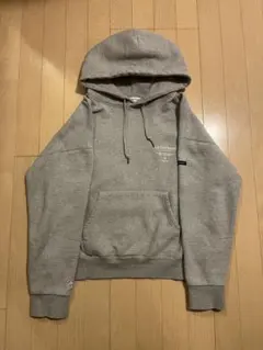 ANDERSSON BELL グレー パーカーのサムネイル