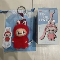 POPMART ラブブ　イニシャル　pin for love X
