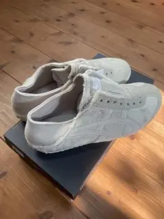 オニツカタイガーOnitsukaTigerMEXCO66 PARATYスニーカー