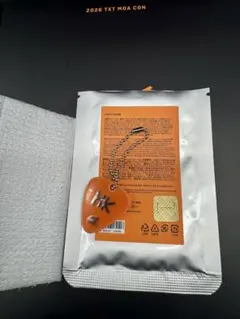 TXT MOA CON ラキドロ ギターピック キーリング ヒュニンカイ