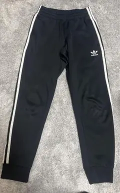 adidas originalsPAKAIAN　ジャージパンツ　ジョガーパンツ黒