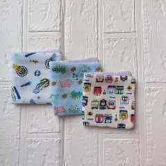 ☆ハンドメイド　ハーフハンカチ 　　3枚セット