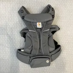 エルゴ　オムニブリーズ　グラファイトグレー