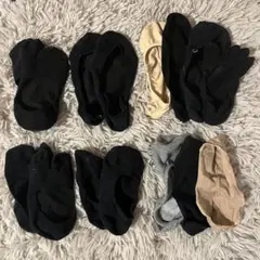 ユニクロ フットカバー 黒 4足セット 片足のみおまけ付 タンス整理品 お掃除用