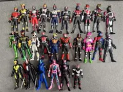 仮面ライダー平成令和ソフビセット　クウガからギーツまで