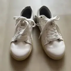 新品☆コムサイズム　白フェイクレザーシューズ19㎝