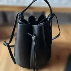 ポレーヌ　カヌレバック　ブラック　大きなサイズのサムネイル