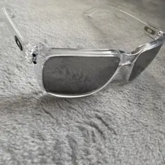 クリアフレーム サングラス