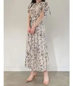 snidel 2wayボリュームスリーブプリントワンピース　0サイズ