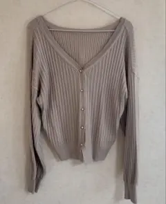 GU ベージュ リブ編み Vネックカーディガン