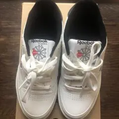 Reebok スニーカー　ホワイト