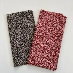 小さな葉っぱがら　同柄　2色生地