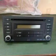 日産純正オーディオ　CD AUX ラジオ　マーチのサムネイル