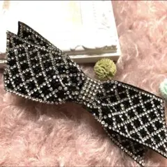 特価最後❤︎プレミアム限定27キラキラストーン付ジュエリーリボンヘアパレッタ高級感