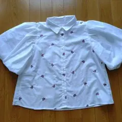 TIPTOP花柄刺繍 パフスリーブ ブラウス ホワイトのサムネイル
