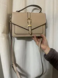 【最終値下げ】ベージュ フラップショルダーバッグ
