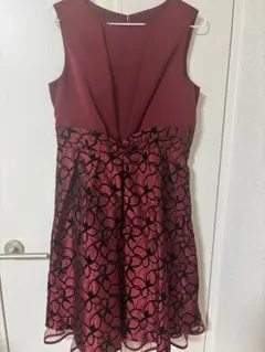 【美品】上品＆華やかボルドーカラー×刺繍レース ワンピース・ドレス