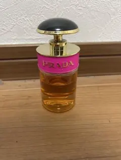 【お値下げしました】PRADA 香水 キャンディ オーデパルファム 30mlのサムネイル