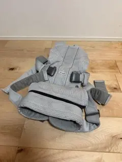 ベビービョルン ONE KAI Air シルバー 抱っこ紐