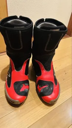 ダイネーゼ レーシングブーツ R AXIAL PRO IN BOOTS 26.5のサムネイル
