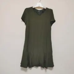 GAP 半袖ワンピース 11号 モスグリーン 膝丈 レーヨン ワンピース