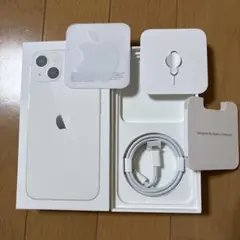 Apple iPhone 13 の 箱と付属品