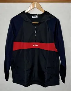 FILA フード付きパーカー M 黒/赤