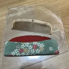 つげ櫛 ケース付き 和柄 桜文様のサムネイル