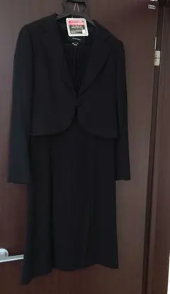 ブラックフォーマル　7号　レディース