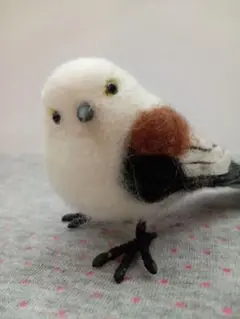 シマエナガの置物　羊毛フェルト