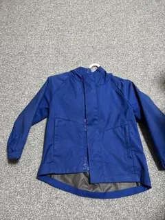 ジャンパー　110センチ　ユニクロ　青色