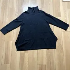 ダークグレー タートルネックセーター　ＬＬ