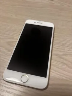 Apple iPhone 7 128GB ゴールド 本体のサムネイル