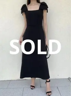 新品未使用 herlipto Capri Mermaid Dress black - メルカリ